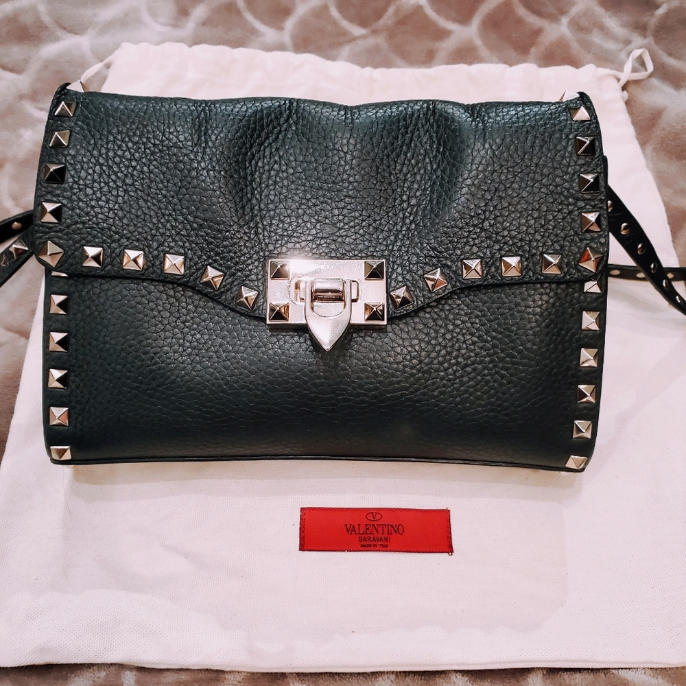 Valentino Rockstud Medium Shoulder bag